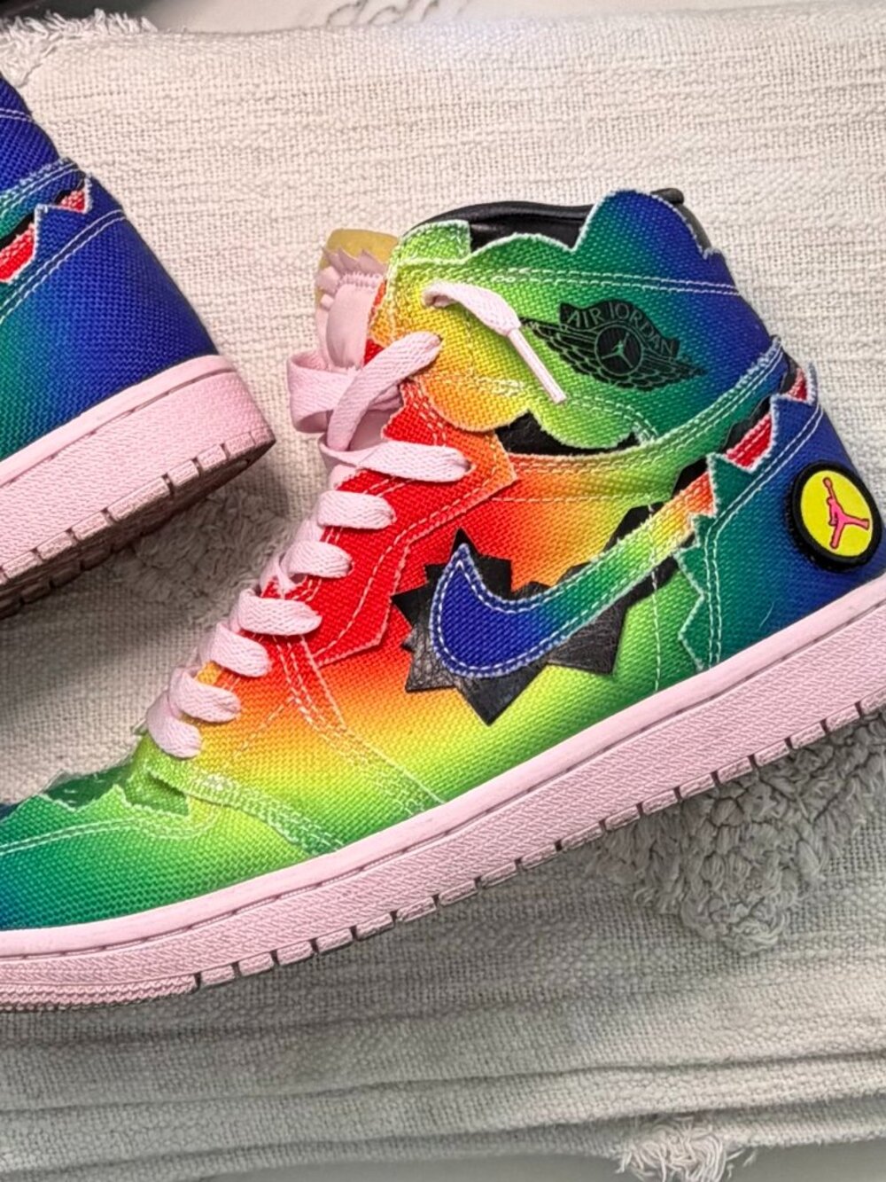 J Balvin X Jordan 1 Retro OG High "Colores Y Vibras"
